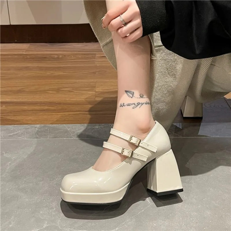 2025 Nueva laca de cuero para  - Women Fashion Trend 2025 reseña y precio